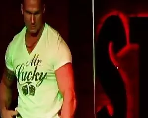 Cedric - nude canadese strip maschile - caldo! film porno in hd