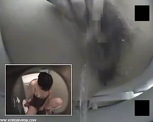 Servizi igienici telecamera nascosta masturbazione foto signore mature
