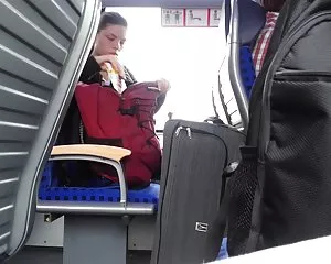 Lampeggiante bella ragazza in giacca scura 1 sex italian video