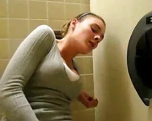 Bagno a masturbarsi regista film porno