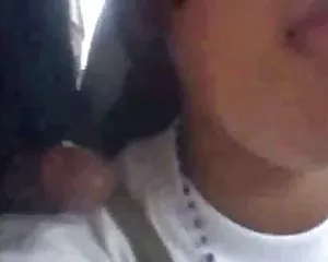 Dick nel suo viso video prono italiani