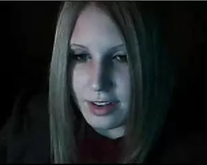 Bella ragazza in chat e si masturba sesso gratis amatoriale