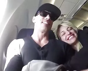 Pubblica un aereo pompino xxx italiano