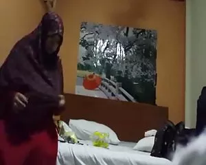 Indonesiano - coppia sposata parte 1 xxx in culo