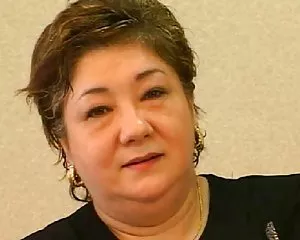 Giapponesi della nonna con grandi tette intro video e film porno gratis