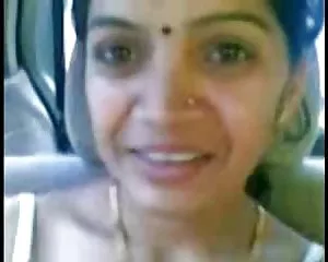 Intelligenti maturo indiano zia tette mostrano in auto video porno vecchie nonne