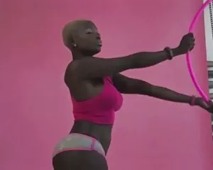 cummings: ebano dea - film porno xxx
