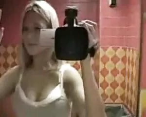 Masturbazione in pubblico il resto. xxx gratuito