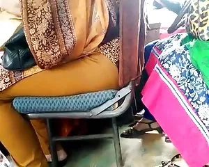 In bangladesh autobus vista fighe vogliose